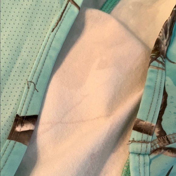 Realtree Girl Aqua Tank Top - Picture 12 of 14